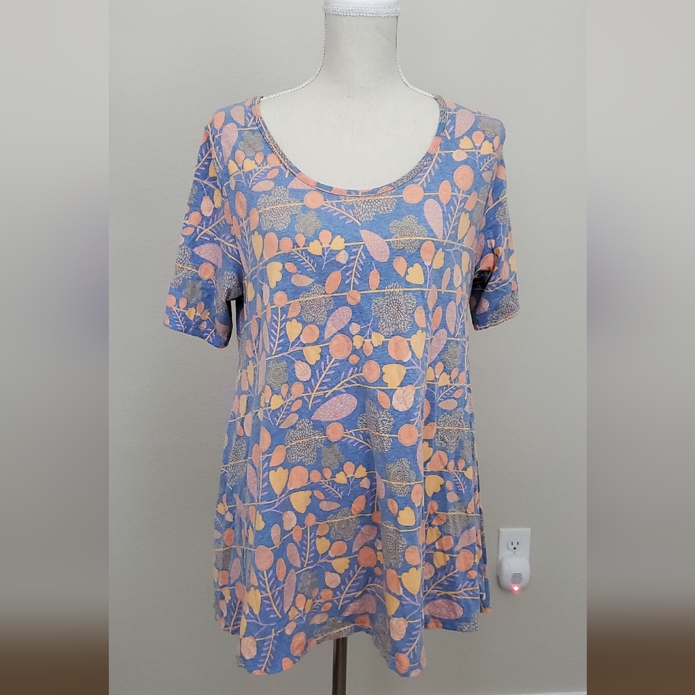 LuLaRoe Blue and Pink Floral Short Sleeve Top